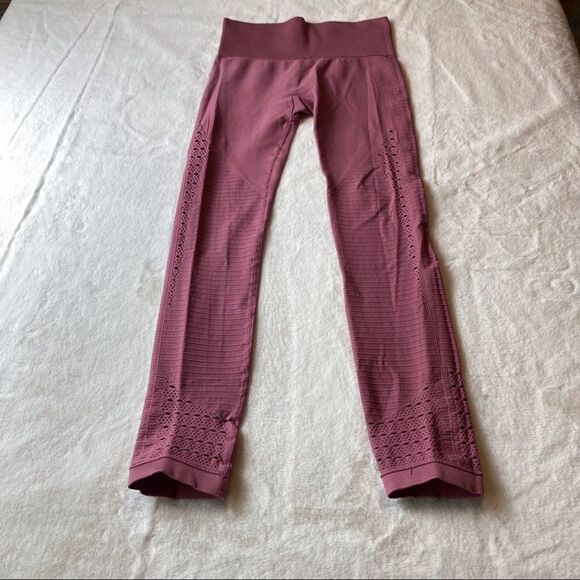 Gym Shark Dark Pink Compression Leggings - Picture 1 of 11